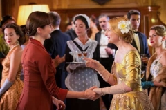 08-DBDFG_Emily-Mortimer_Patricia-Clarkson_c_Lisbeth-Salas