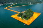 Christo - Walking on Water  –  Hommage an den Künstler Christo