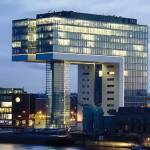 Deka Immobilien erwirbt das Kranhaus 1 in Köln