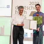 Kim de l’Horizon erhält Deutschen Buchpreis 2022 für „Blutbuch“