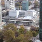 Doppelanlage der Städtischen Bühnen am Willy-Brandt-Platz in Frankfurt erhalten Zusage