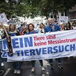 „Rettet Gandalf“  Mehr als 1.800 Menschen auf der Straße gegen Tierversuche